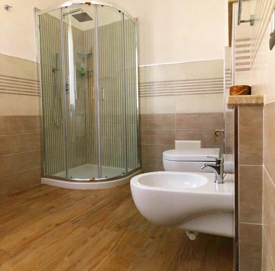 Le Residenze Del Mare Monolocale N2 Apartment La Caletta Ngoại thất bức ảnh