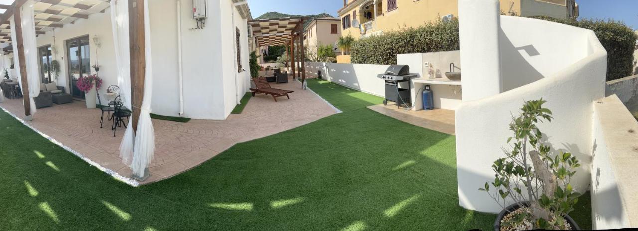 Le Residenze Del Mare Monolocale N2 Apartment La Caletta Ngoại thất bức ảnh
